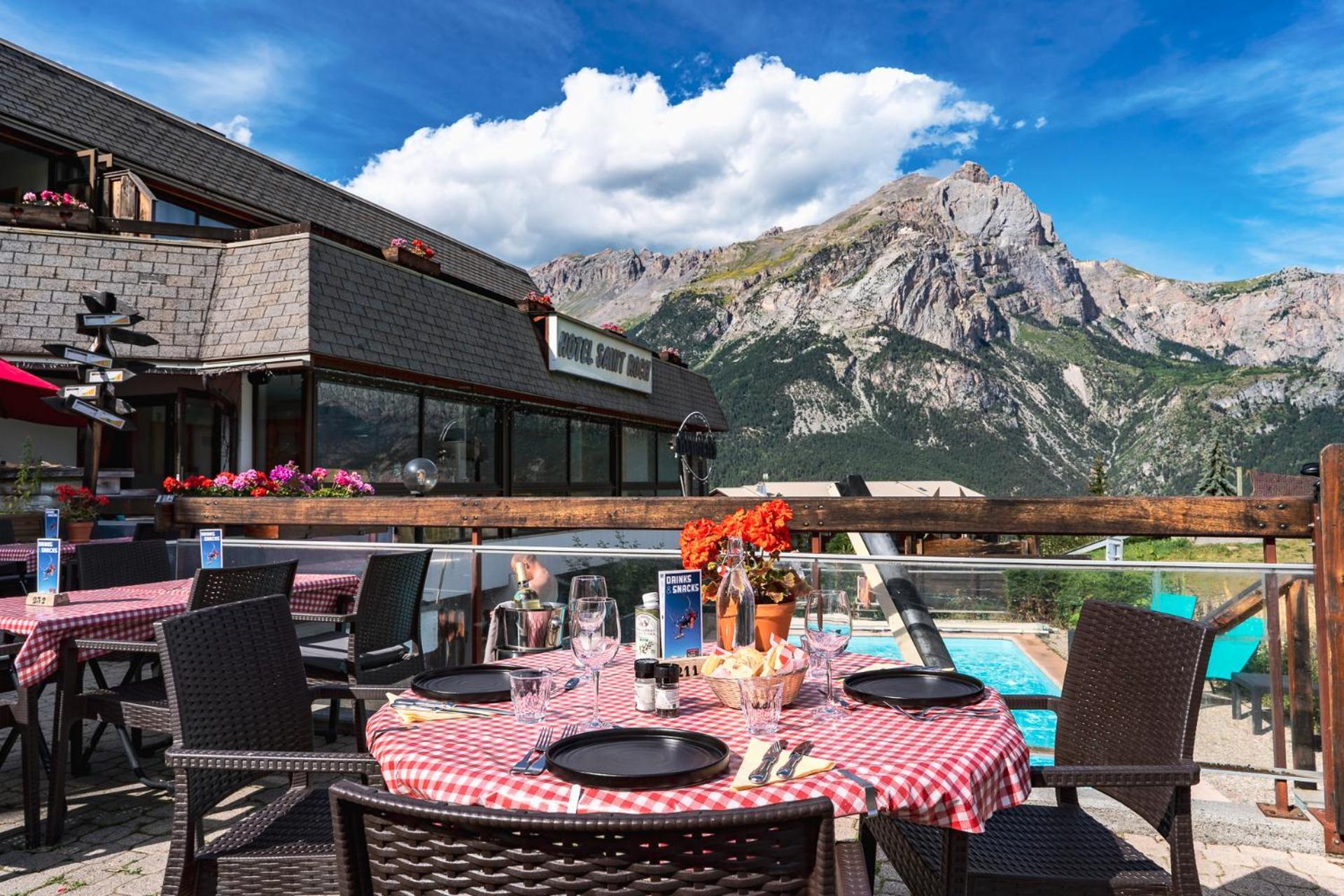 Hotel Restaurant Saint Roch Puy-Saint-Vincent Εξωτερικό φωτογραφία