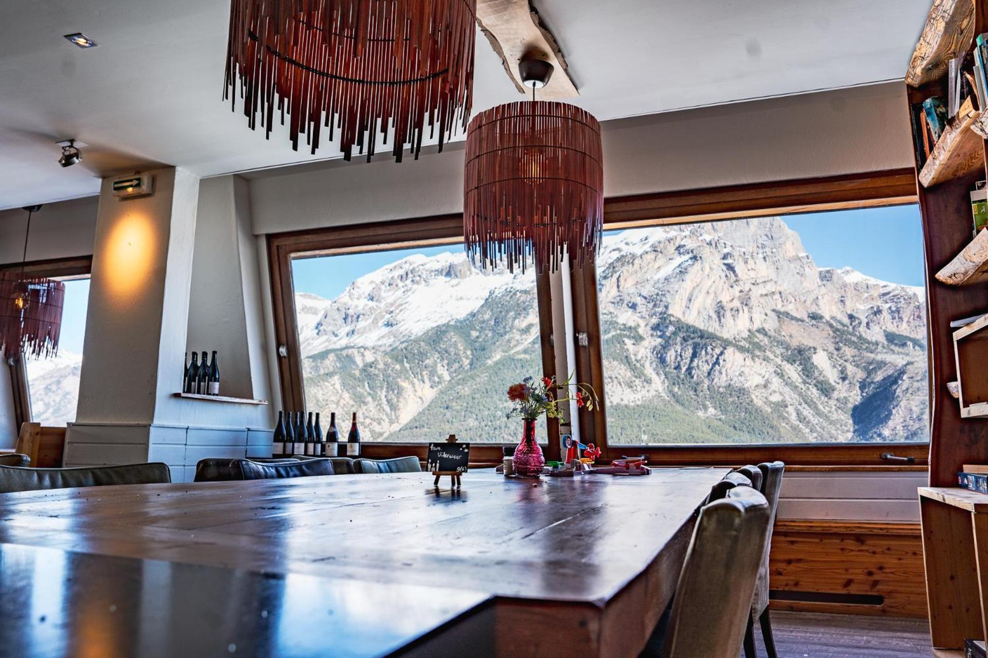 Hotel Restaurant Saint Roch Puy-Saint-Vincent Εξωτερικό φωτογραφία